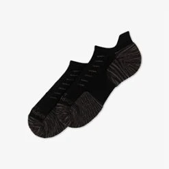 Thorlos Thor-Lo Experia TECHFIT Light Cushion No Show Tab (Black)