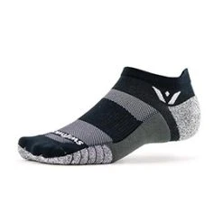 Swiftwick Flite XT Zero Tab No Show (Black)